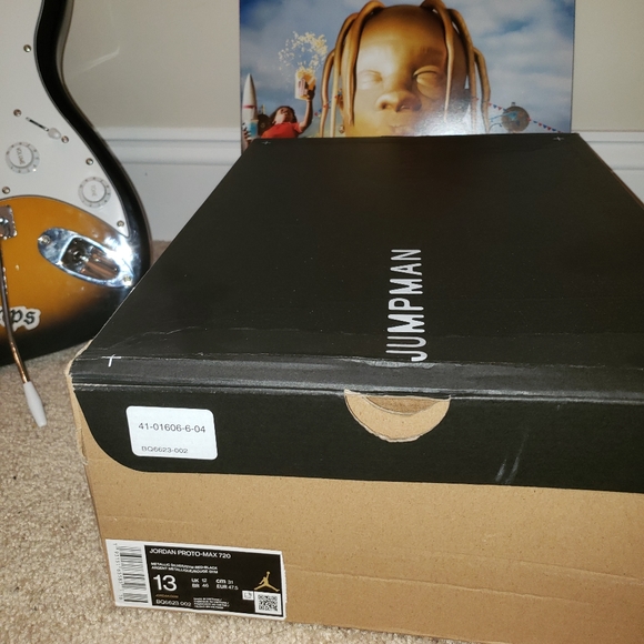 Jordan Proto-Max 720 ( Metallic silver) - Picture 2 of 9